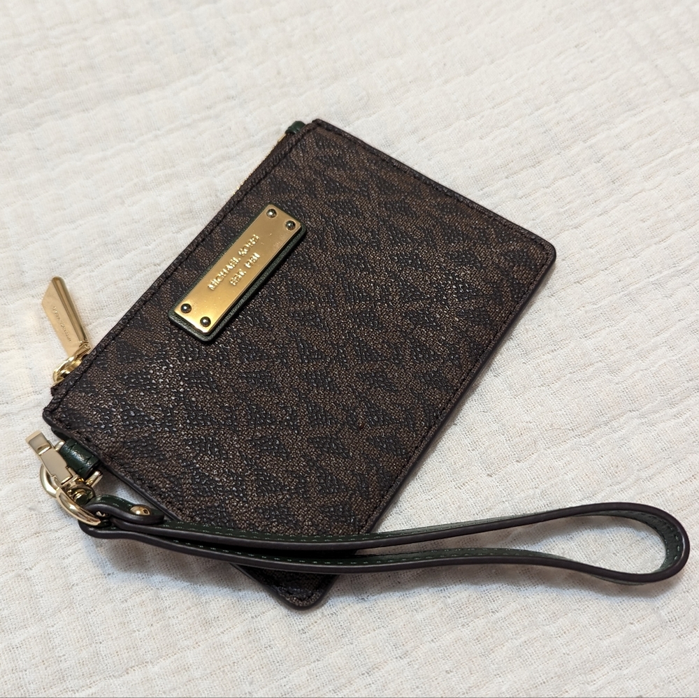 Michael Kors Wristlet
